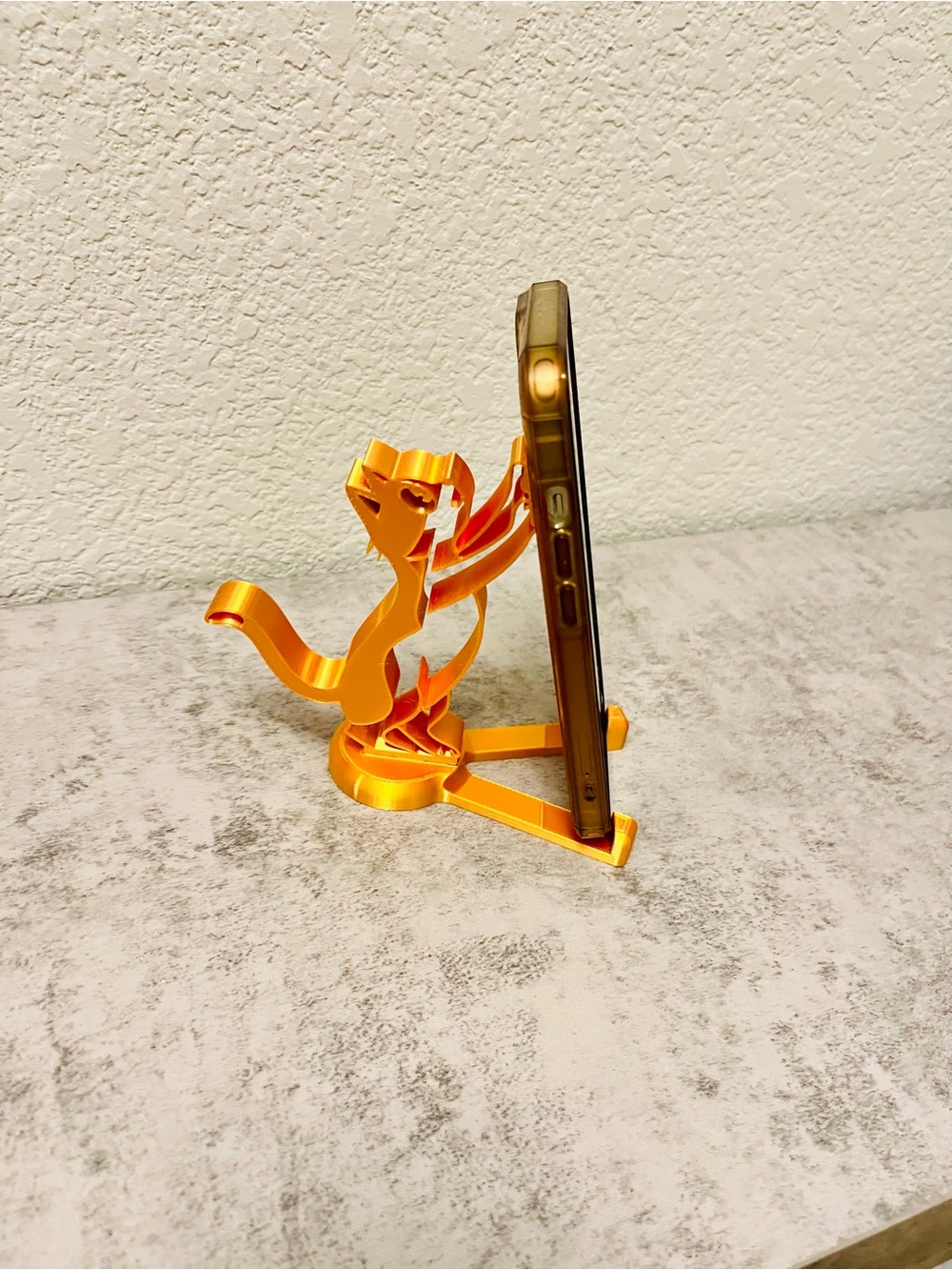 Gold Cat Phone Stand
